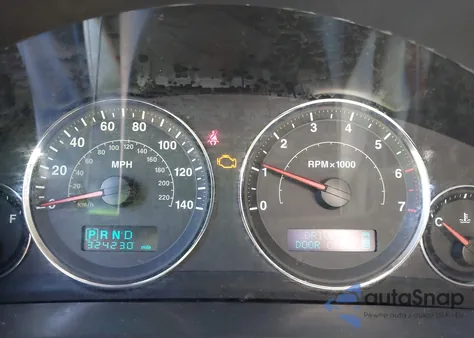 2006 Jeep Commander Limited из США, поврежденный, VIN 1J8HG58N56C365690